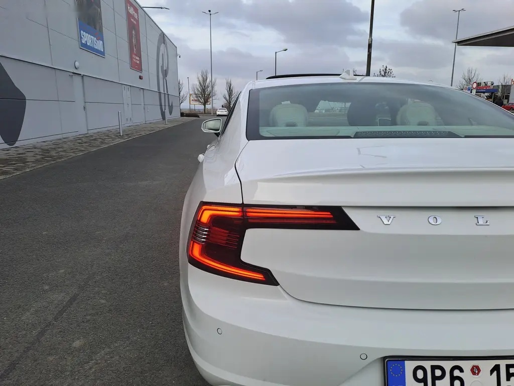 Volvo S90, 2.0 145KW ČR 2.MAJ EXTRA PĚKNÉ - 16