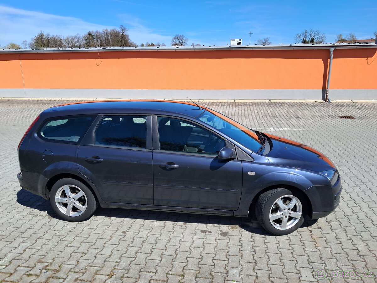 Ford Focus 1.6Tdci - 16