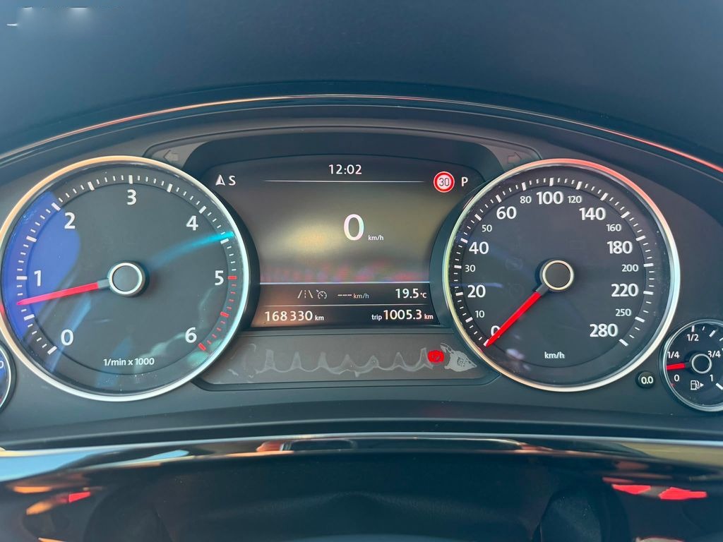 VOLKSWAGEN TOUAREG 180KW - 16