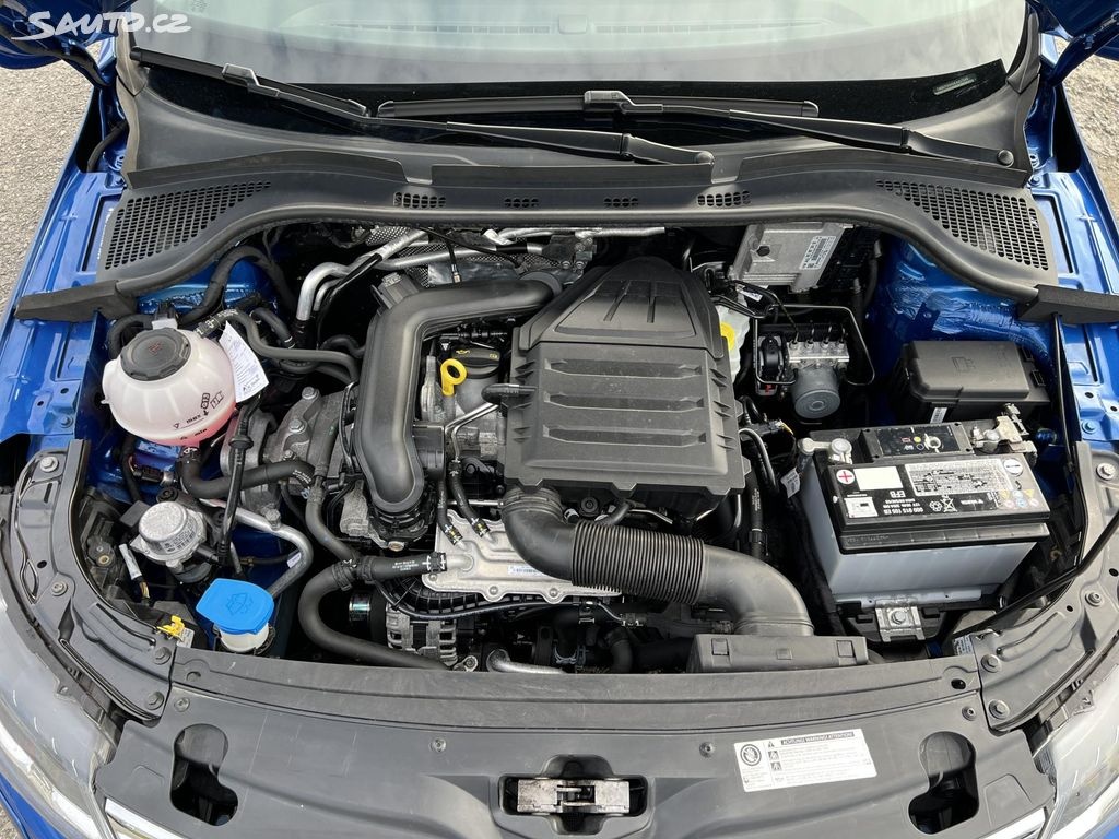 🚗 Škoda Rapid Spaceback Clever 1.0TSi 70kw 2018 - 16