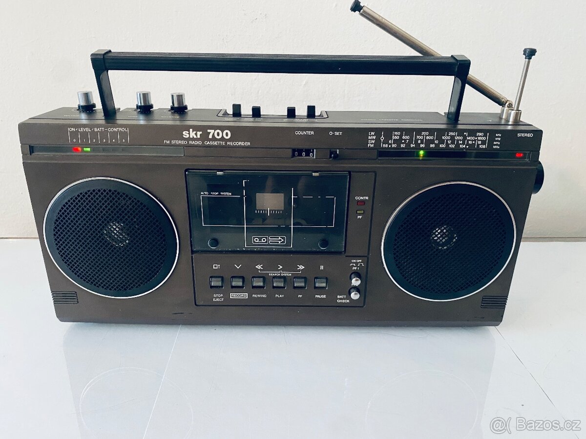 Radiomagnetofon RFT SKR 700, rok 1987 - 16