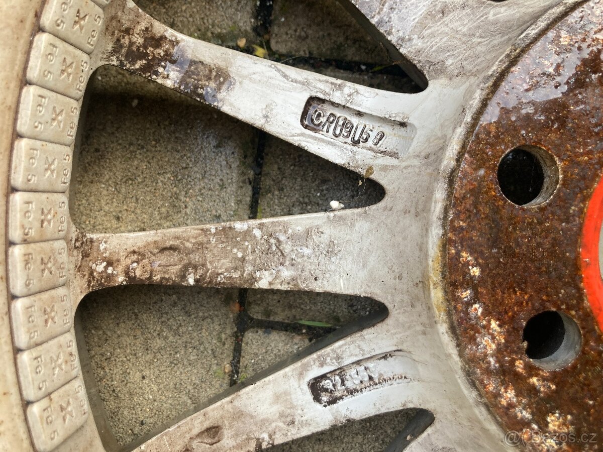 Alu kola R15 - 5×100 a 5×108 -dvouroztečová + pneu - 16