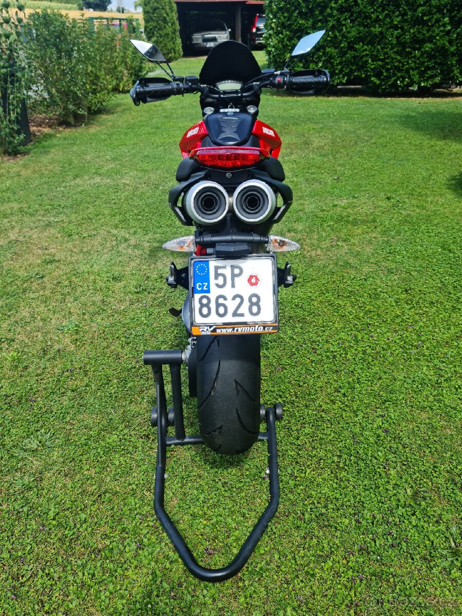 Ducati Hypermotard 796 - 16