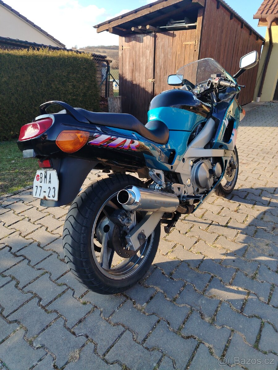 Kawasaki ZZR 600 - 16