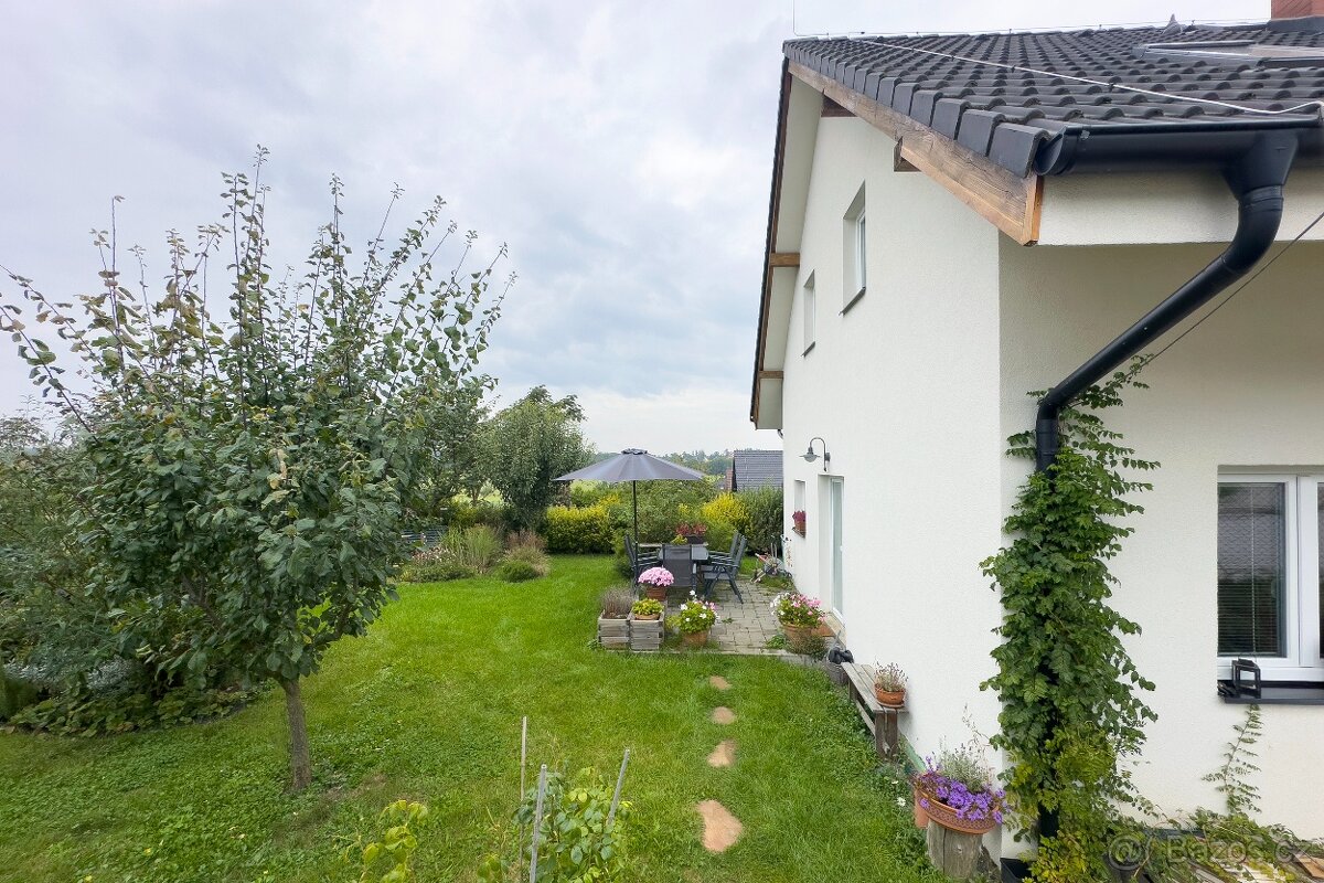 Prodej RD 6+kk_158 m² + garáž, pozemek 475m2, Úvaly u Pha - 16