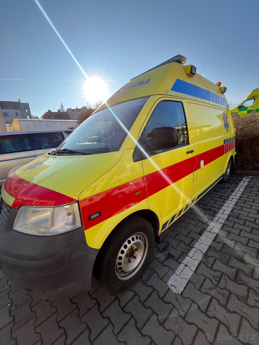 Volkswagen Transportér T5 - 16