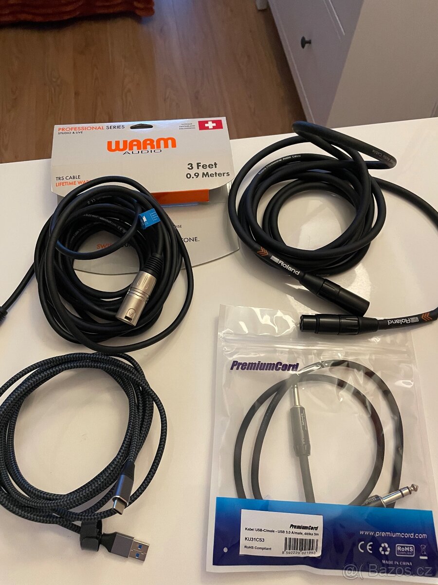 Podcast audio set – Rode PodMic, Scarlett 2i2, PSA1+ - 16