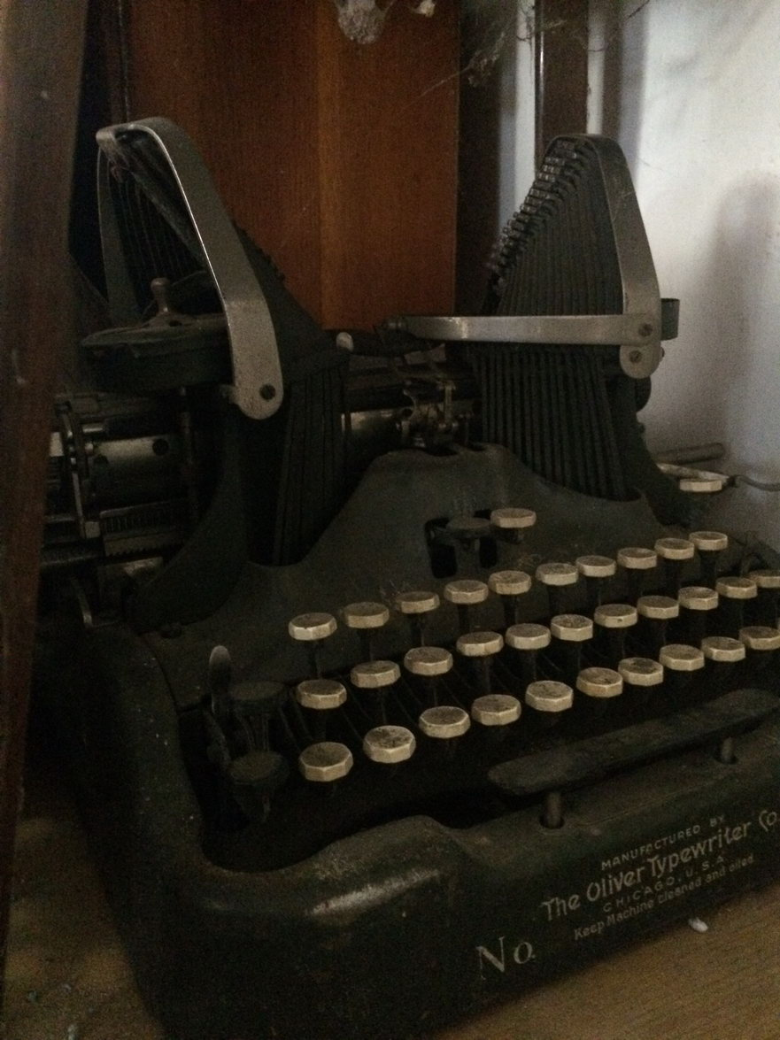 Starožitný psací stroj Oliver, Olympia, ... - 16