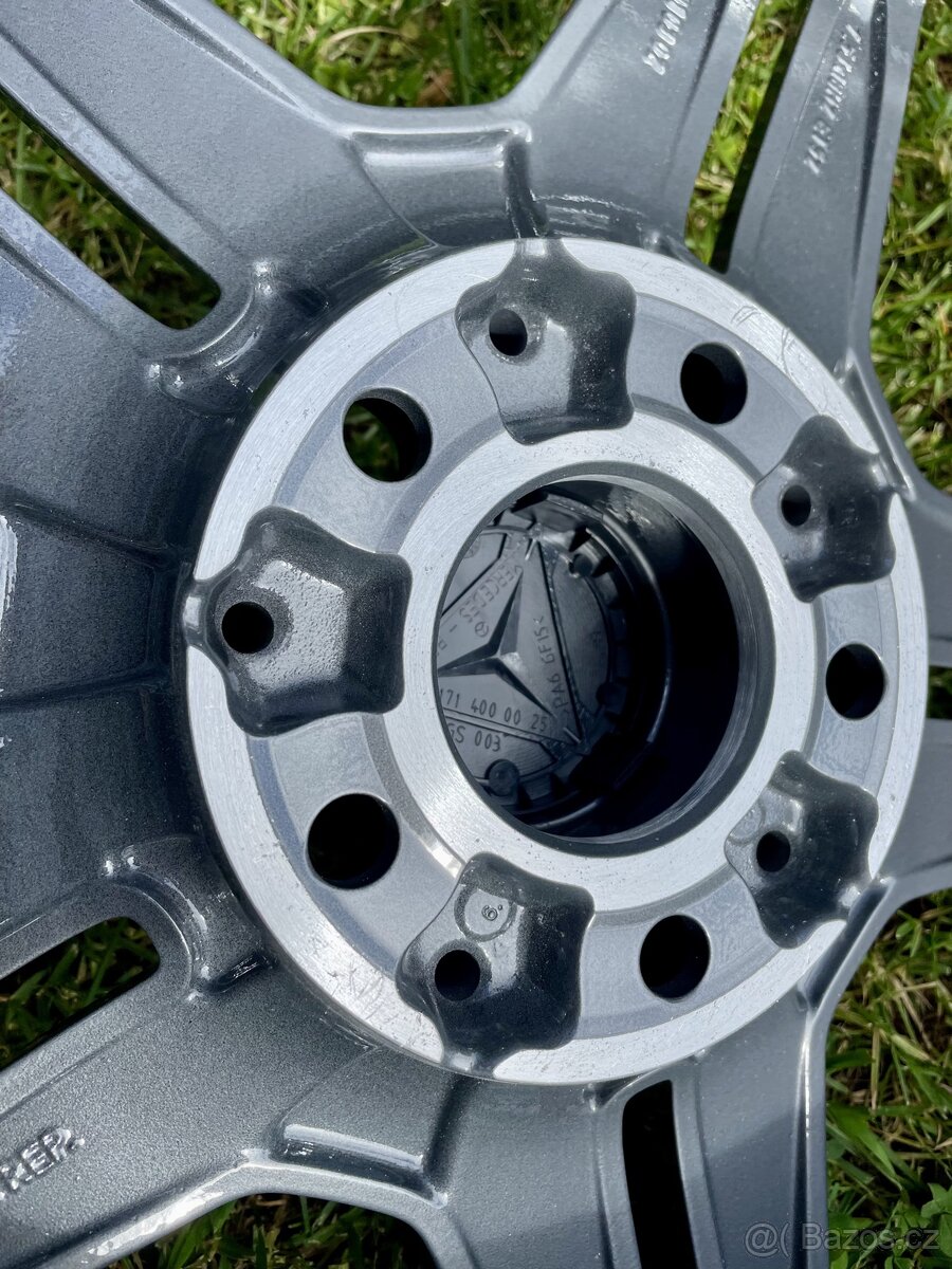 Alu AMG 7,5jx18 ET52 5x112 A/B/CLA - 16