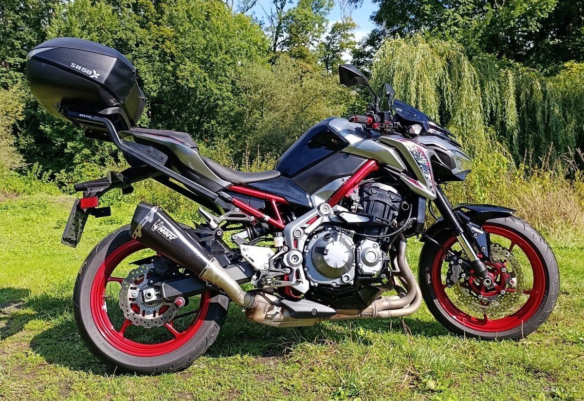 Kawasaki Z900 - 16