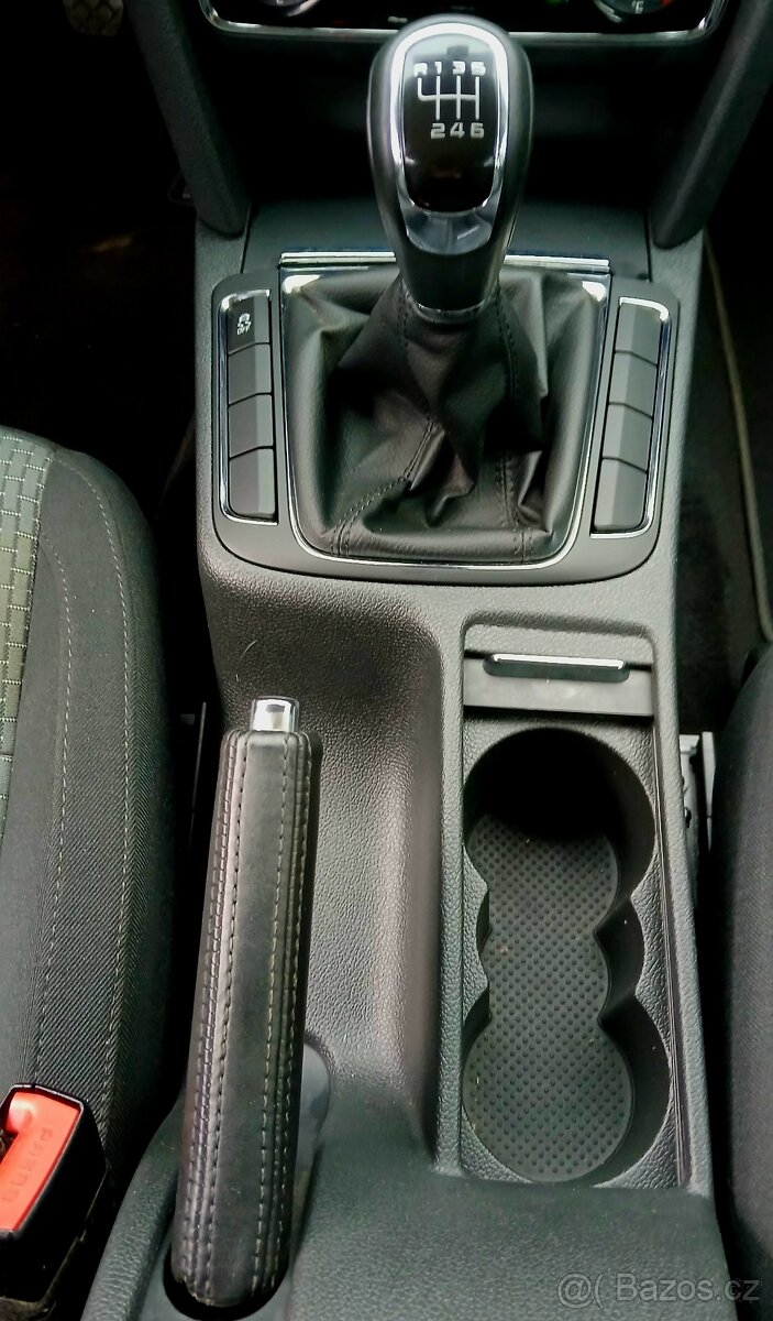 Superb Combi 2.0 tdi 110 000 Km - 16