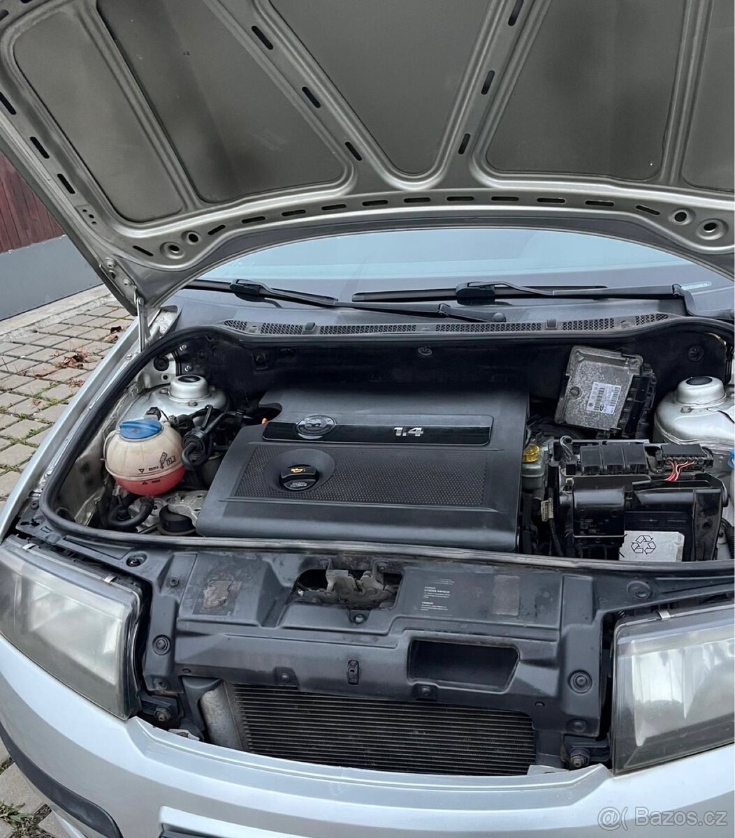 Škoda Fabia 1.4 BENZIN BEZ KOROZE 170 000km EXTRA VÝBAVA - 16