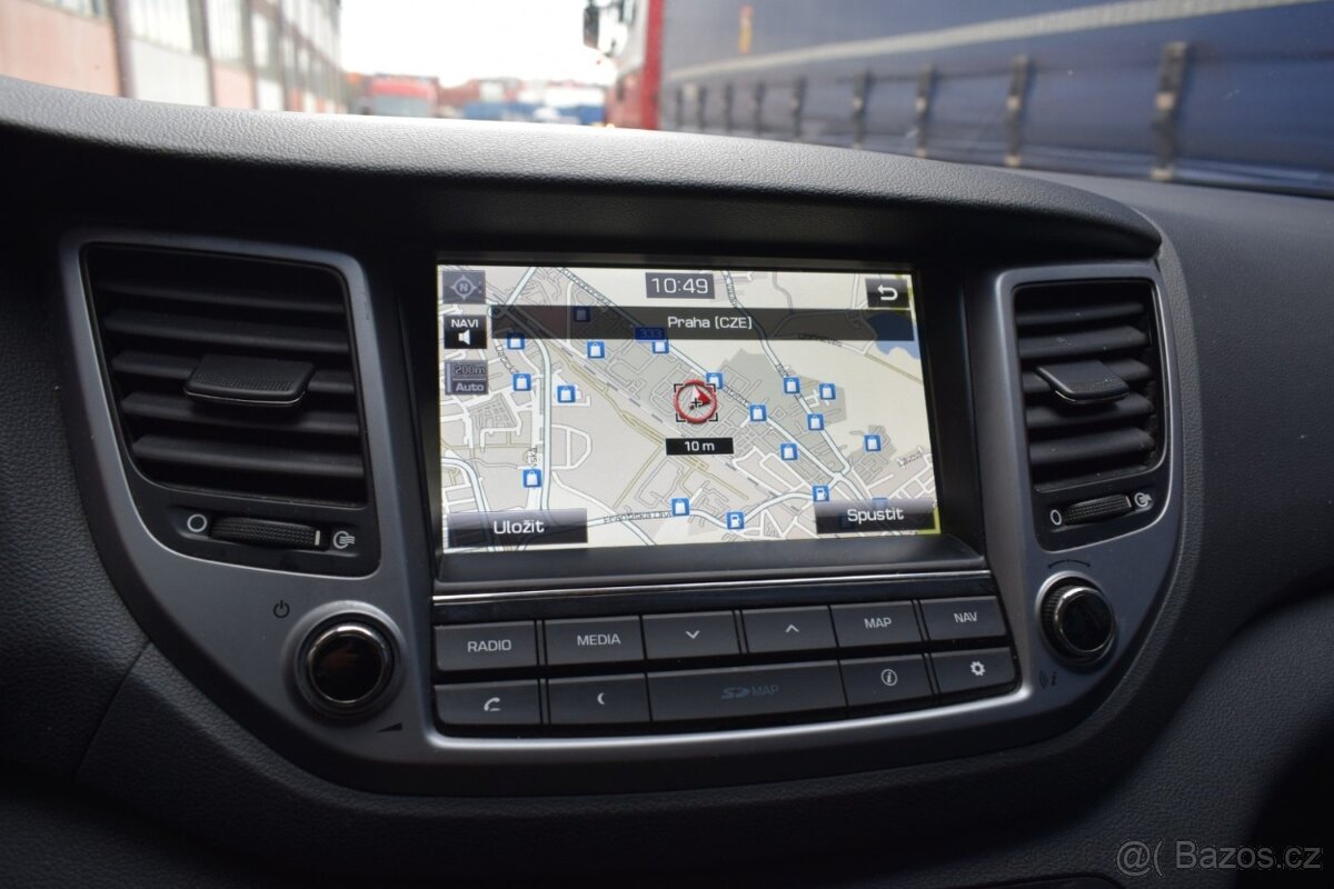 Hyundai Tucson 1.6 GDi/NAVI/KAMERA/MANUÁL/AC/ - 16