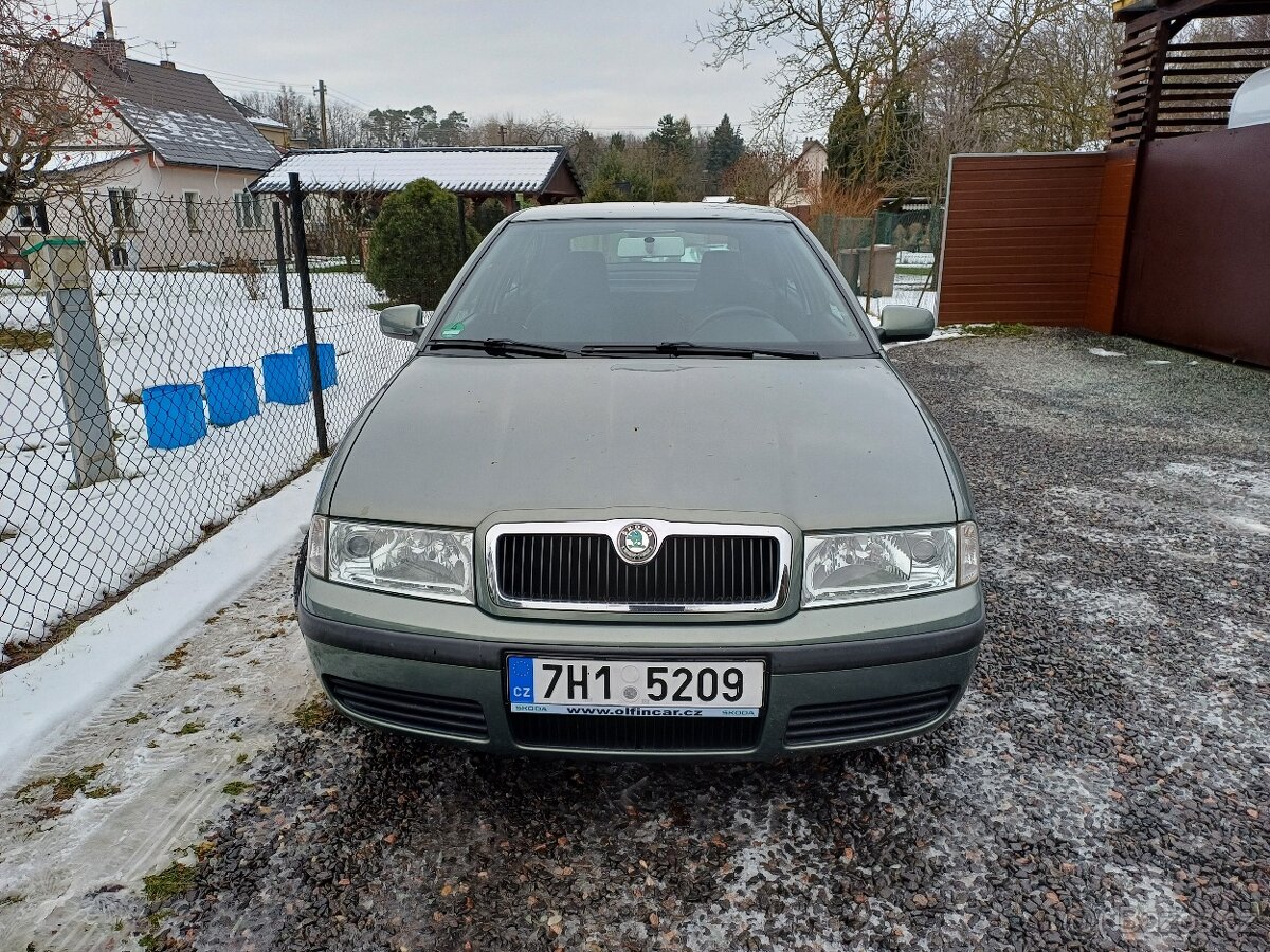 Benzínová Škoda 1.6...klima - 16