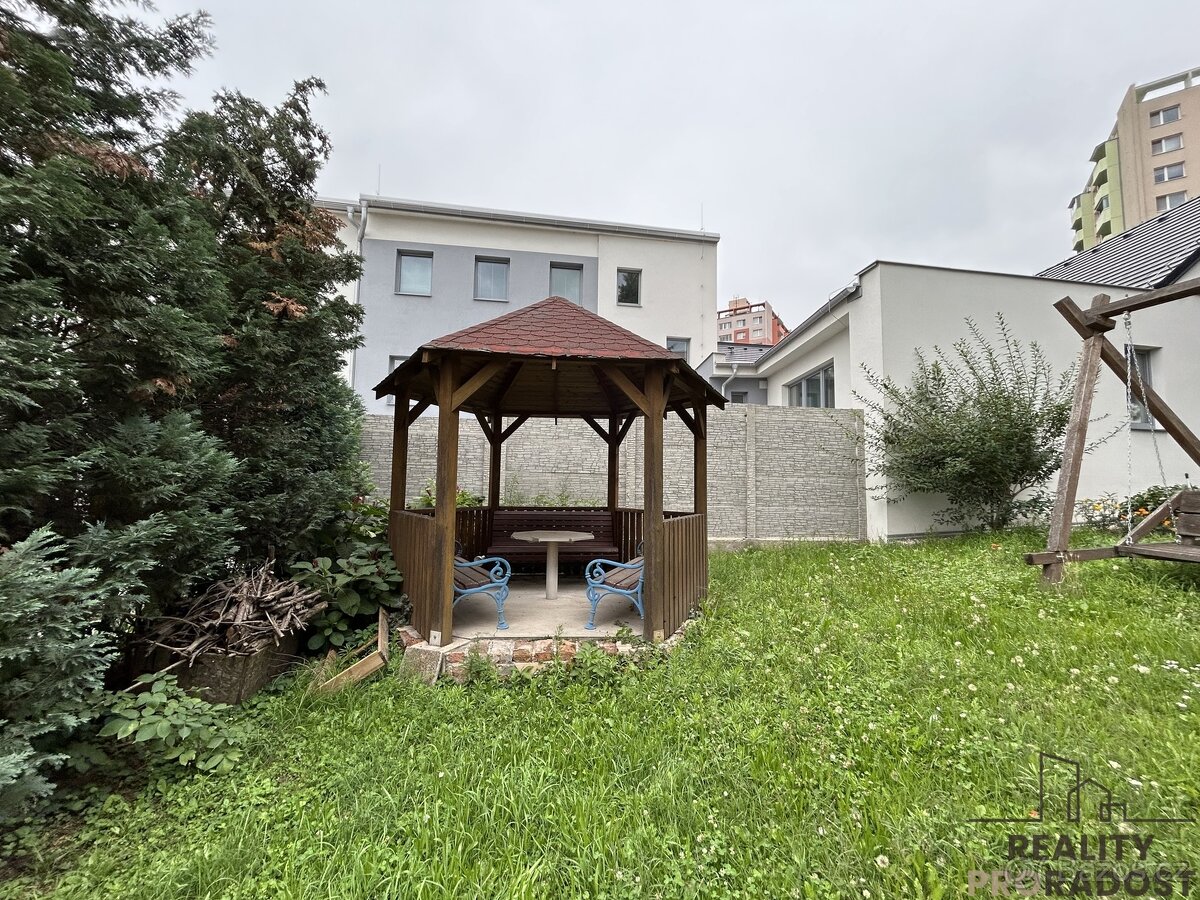 Pronájem bytu 3+1 balkon, sklep, parkování, Hodonín, Byt 3+ - 16