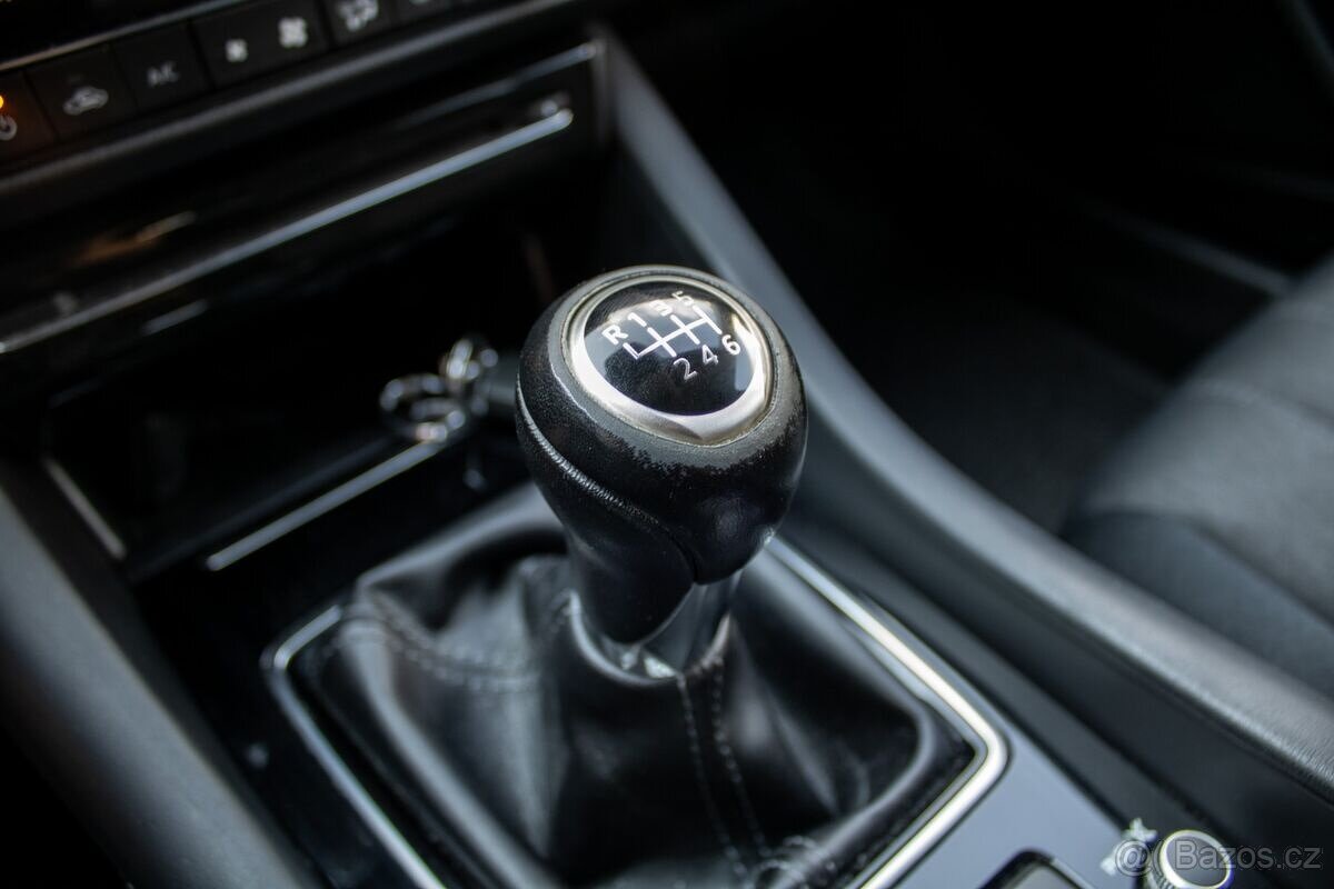 Mazda 6 Combi (Wagon) 2.2 Skyactiv Revolution / 110kW / M6 - 16
