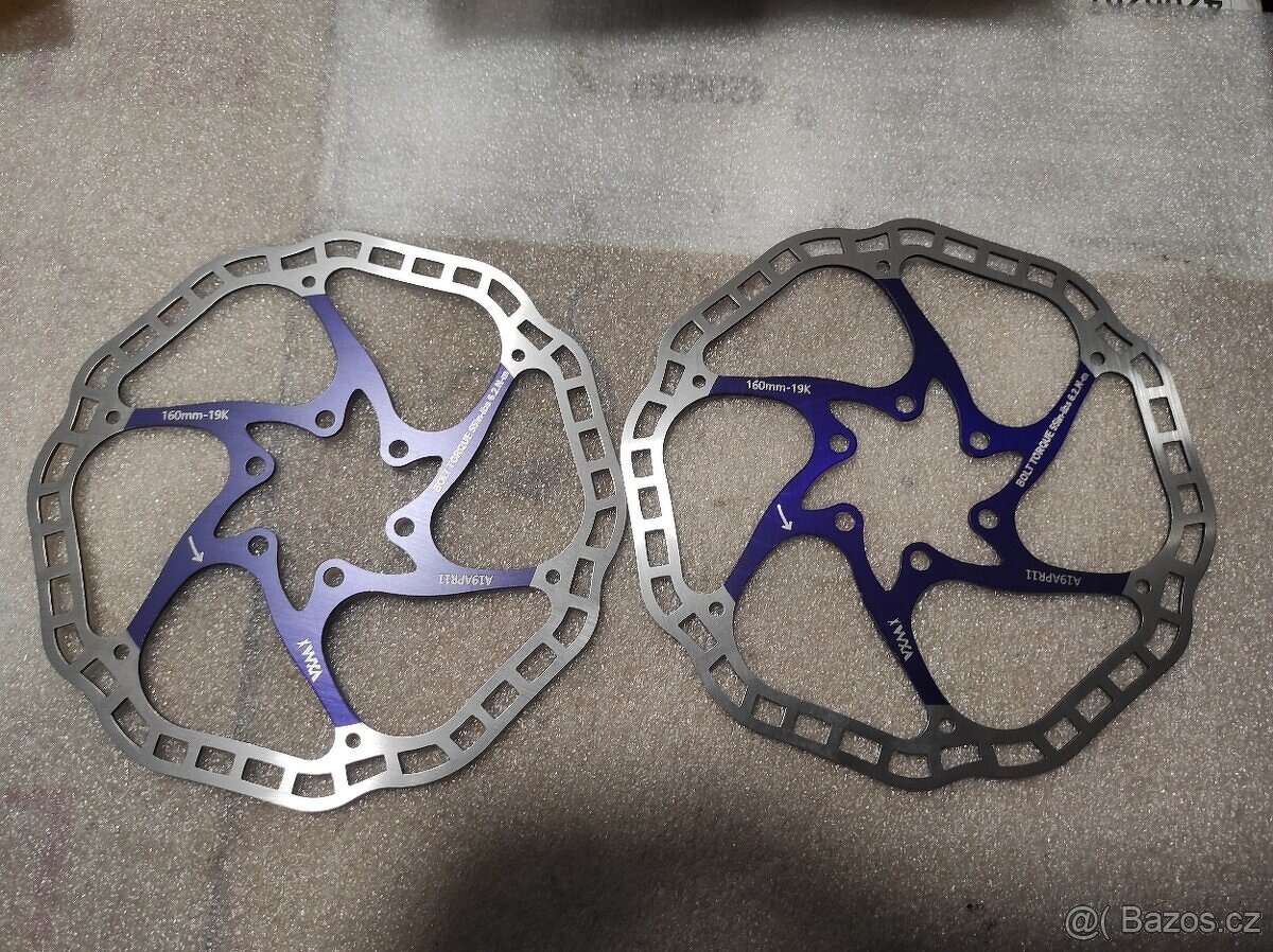 Brzdové kotouče uchycení 6der a C.L. maticí. - 16