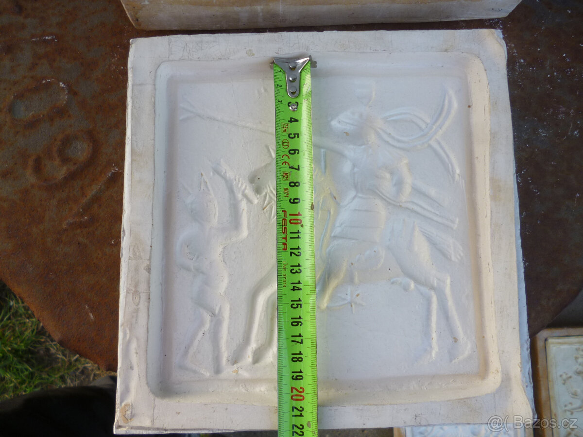 Soubor historických forem na kachle - 16