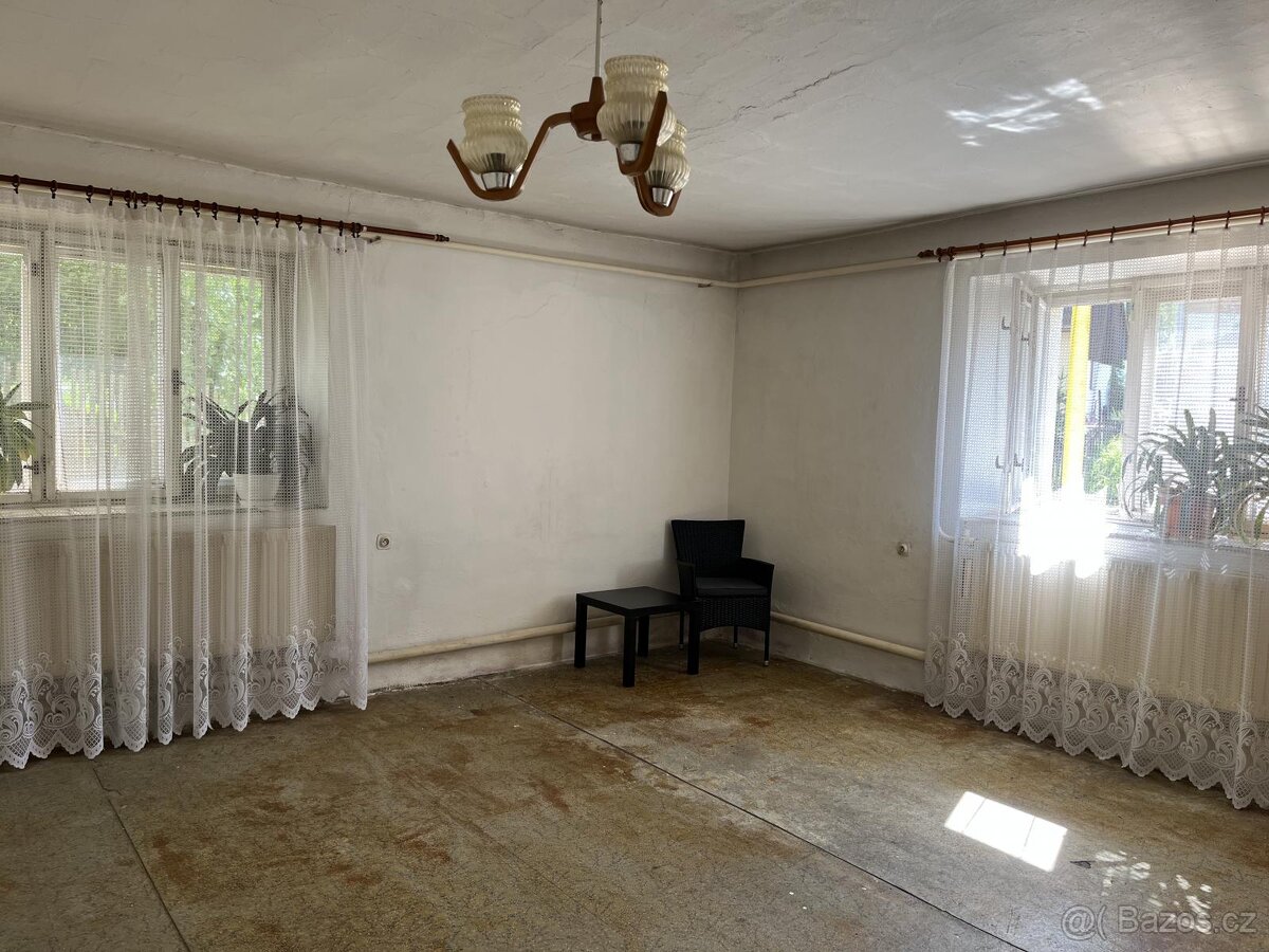 Prodej RD se zahradou 1628 m2 ve Stráži pod Ralskem - 16