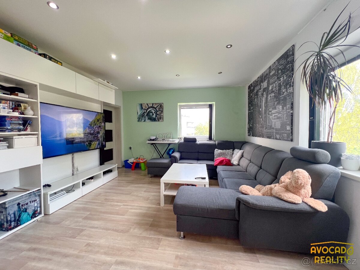 Rodinný dům v žádané lokalitě až pro 3 generace - 16