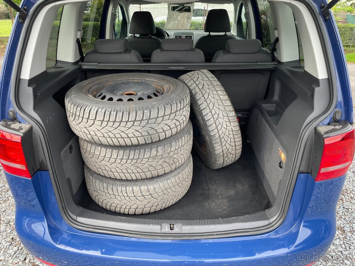 Volkswagen Touran 1,2 TSi 77kW Serviska, Senzory - 16