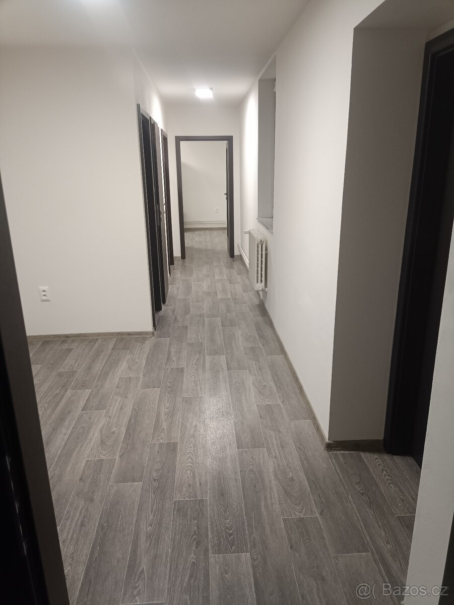 Prodej 2 Rodinných domu a stodoly v Haklových Dvorech - 16