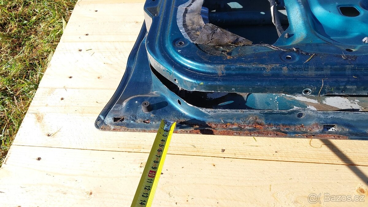 Ford Ranger: Dveře LZ zelené 1tis - 16