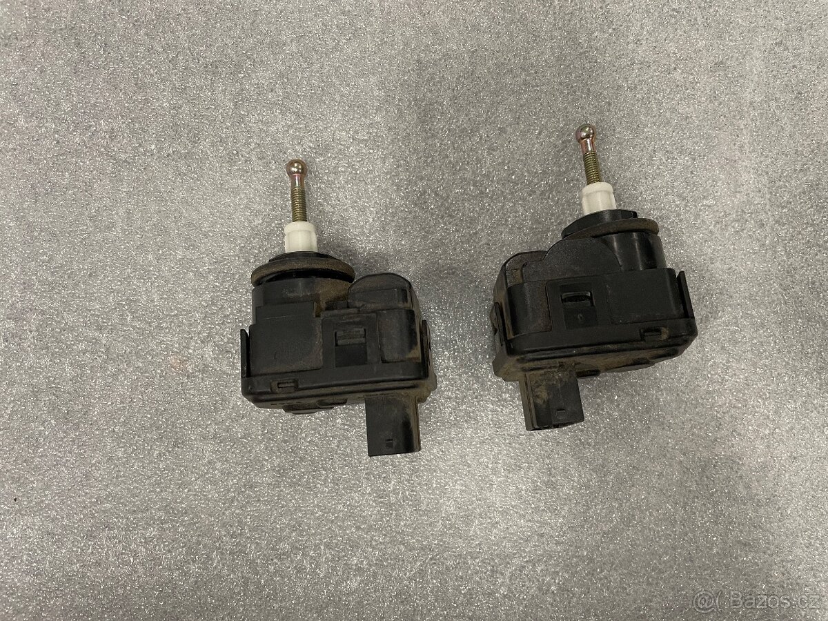 BMW Z3 přední světla - 16