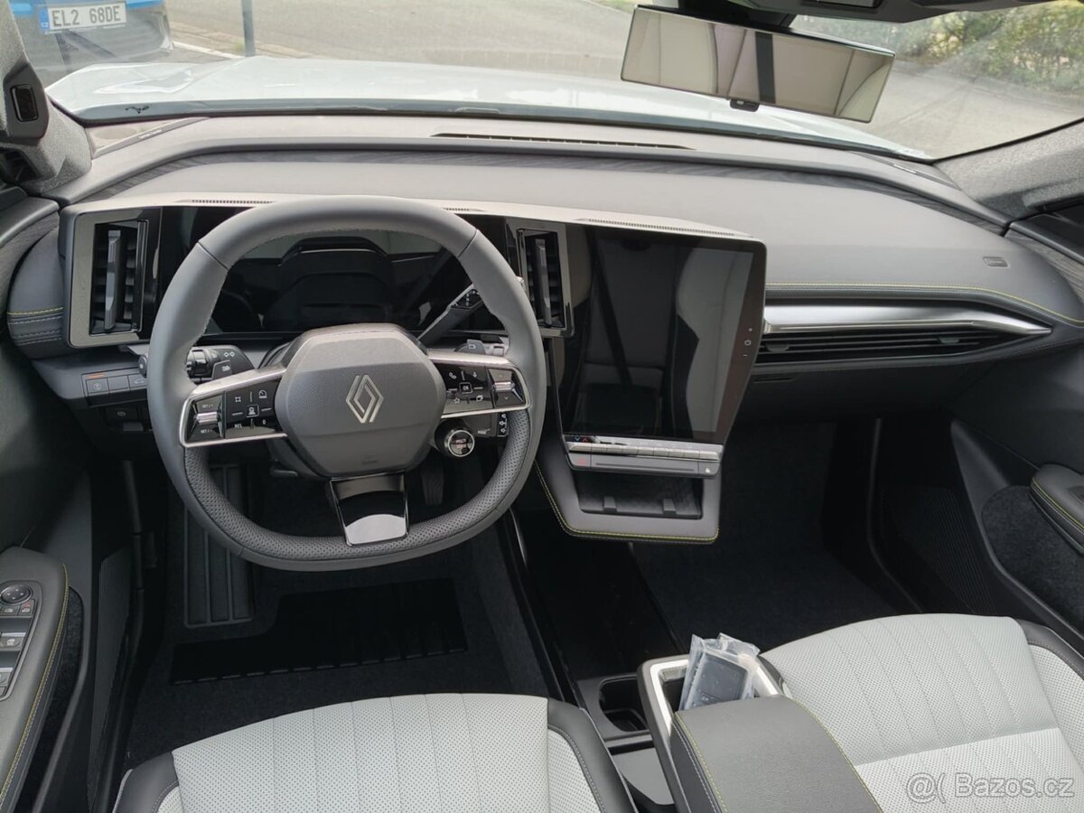 RENAULT Nový Scénic iconic 220 k long range 2025 - 16