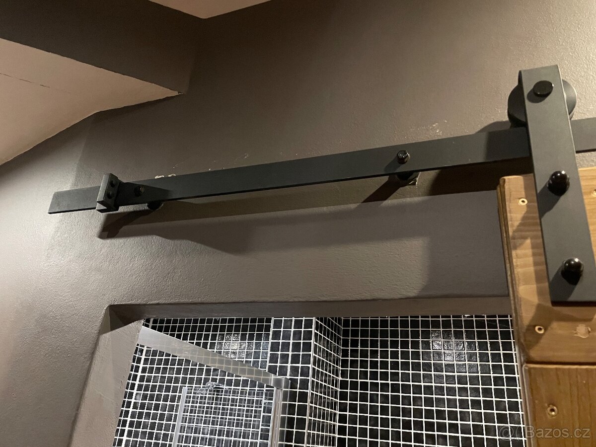 Kovovýroba, hodinový manžel - 16