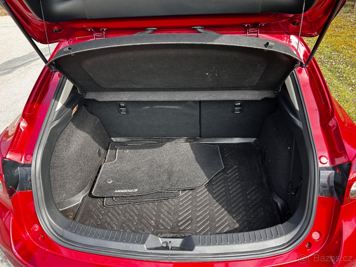 Mazda 3 2.0 Skyactiv G (121 kW) • Revolution • 2015 - 16