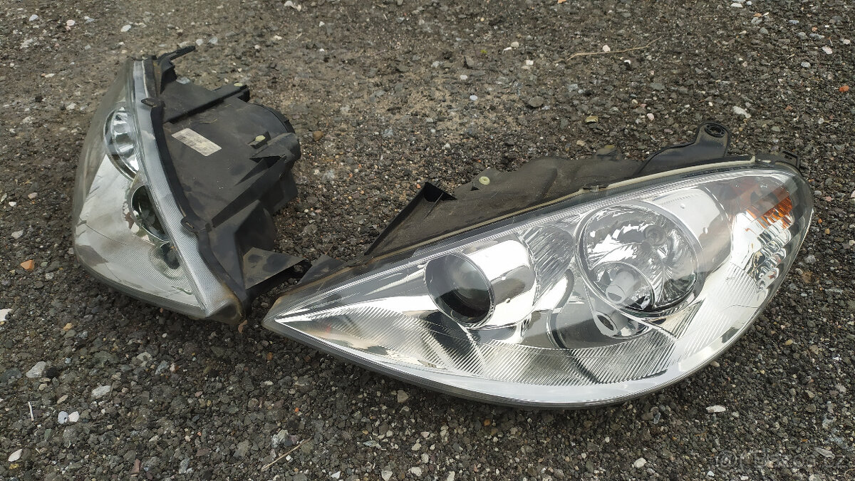 Peugeot 807 PŘEDNÍ NÁRAZNÍK SVĚTLA - 16