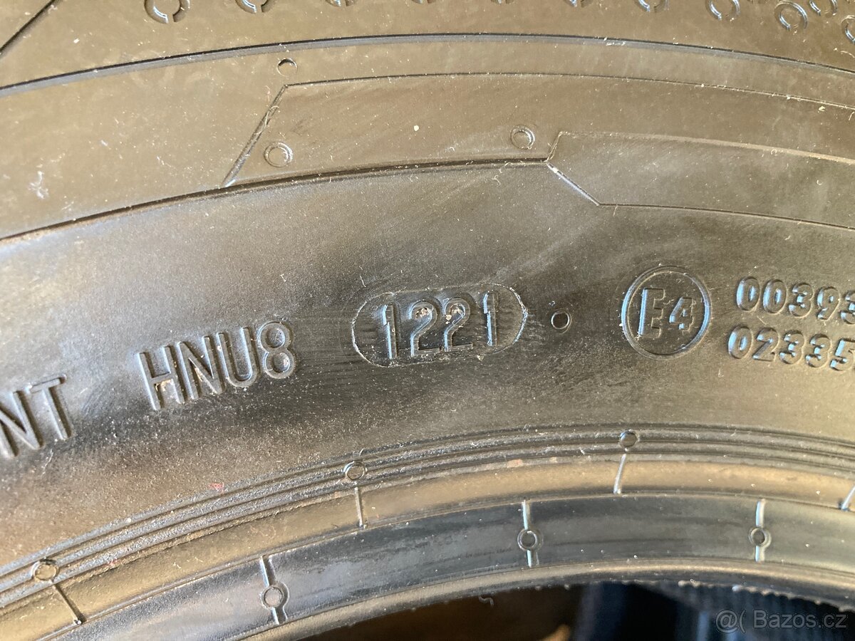 4 letní pneumatiky 215/70/15C Continental - 16