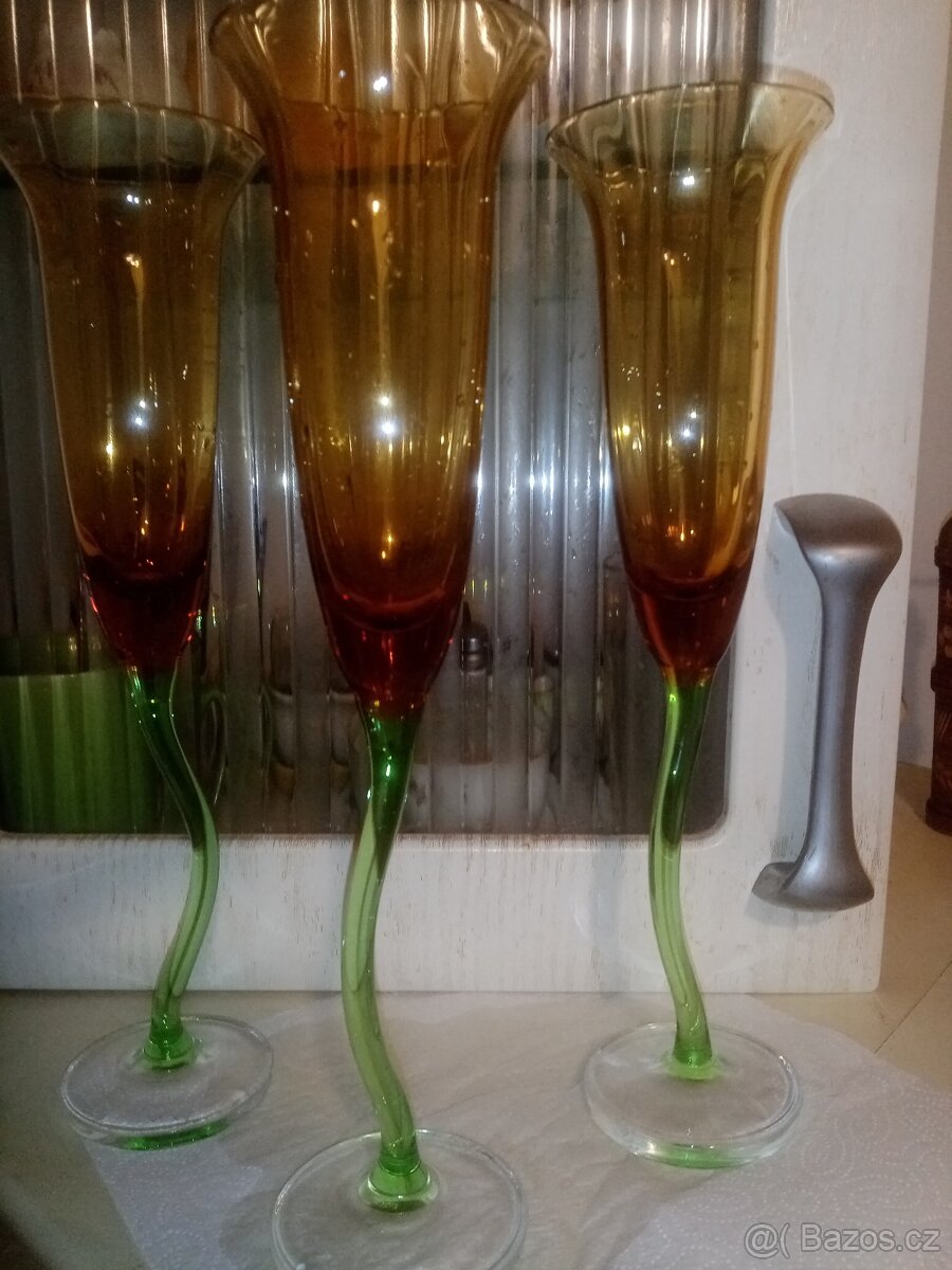 RUZNE SALKY SKLENICE - 16