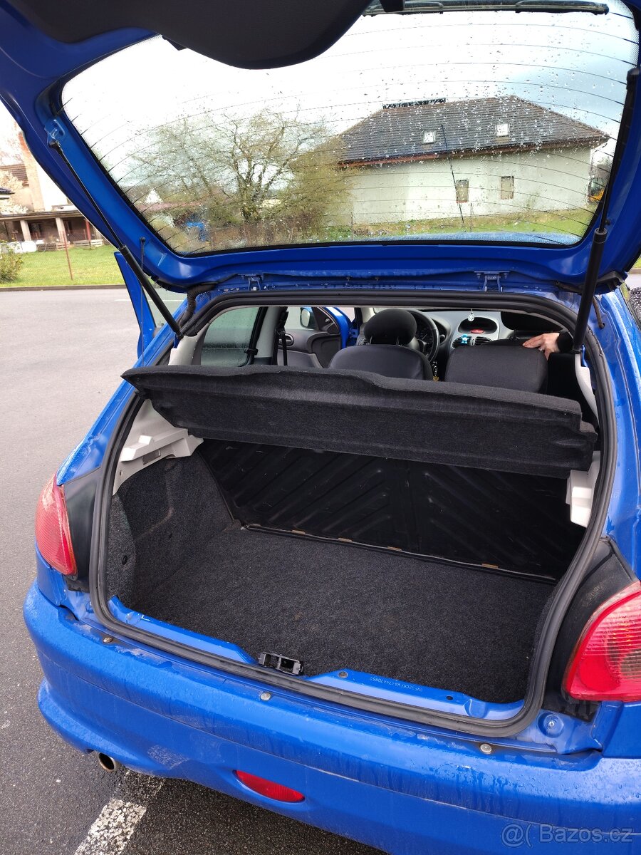 Peugeot 206 - 16