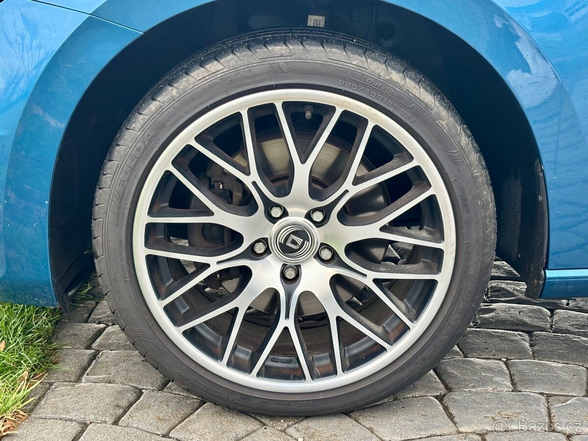 Volkswagen Touran 1.4 TSI 110kW ACC r.2016 - 16