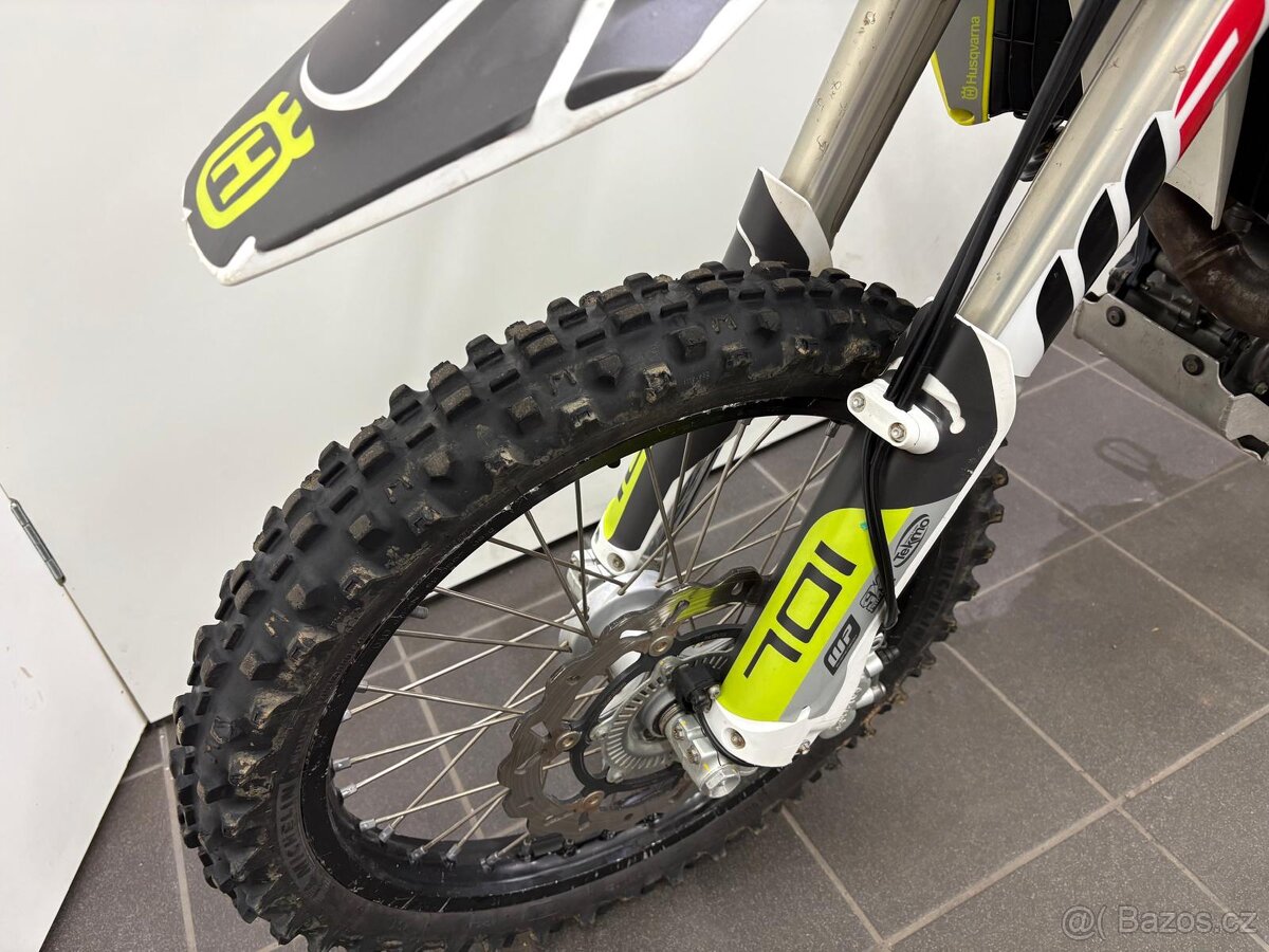 Husqvarna 701 Enduro - 16