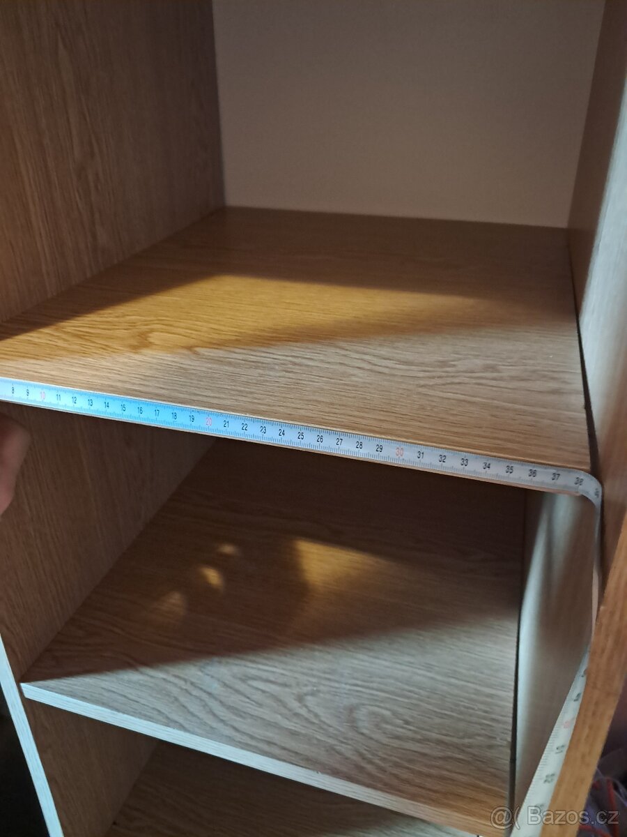 Skříň pro oblečení - 16