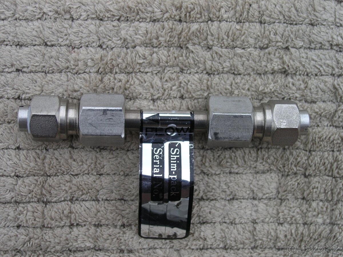 Laboratorní sklo a přístroje - 16