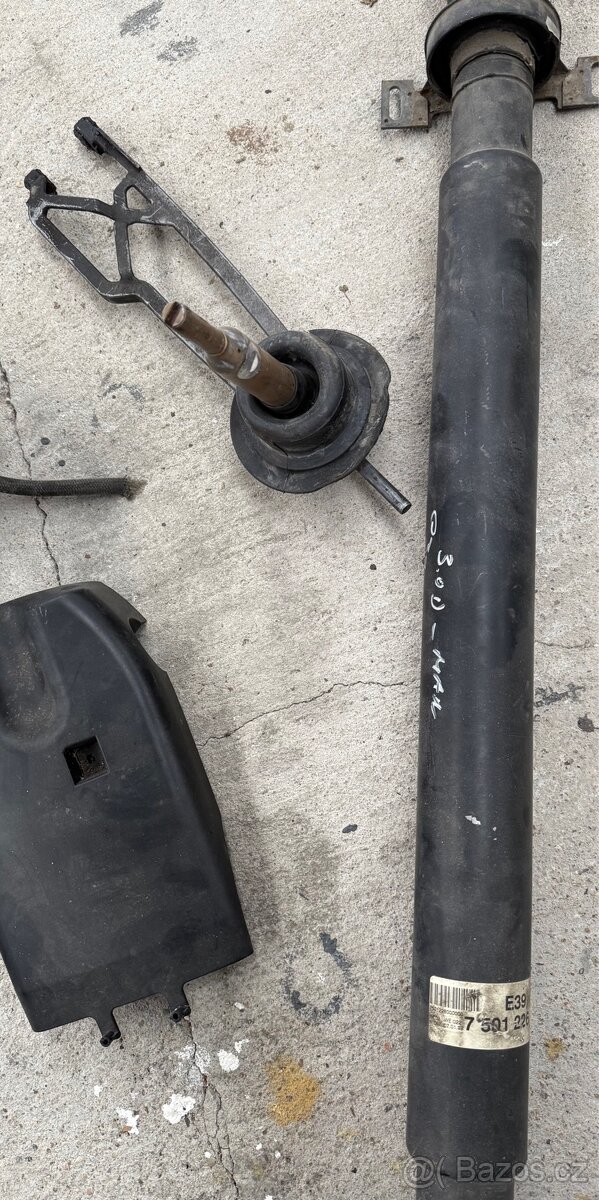 Prodám 5q manuální převodovku pro V8 - E39 540i - 16