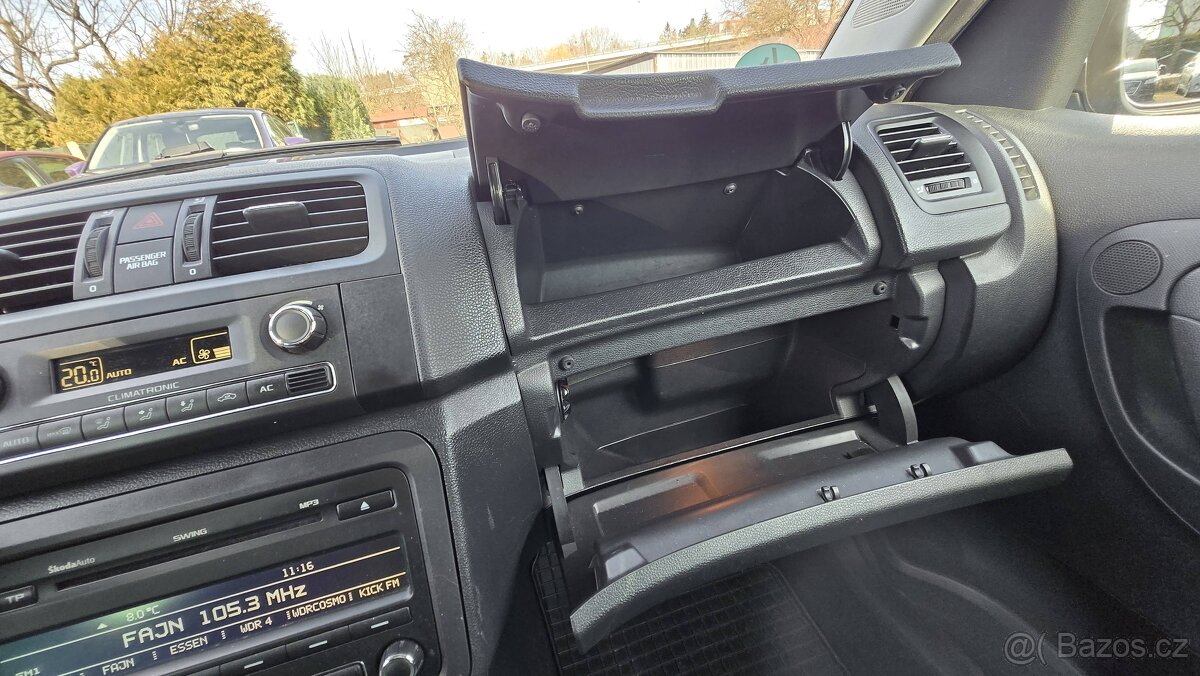 ŠKODA ROOMSTER 1.4 16V AMBITION +EDITION - 16