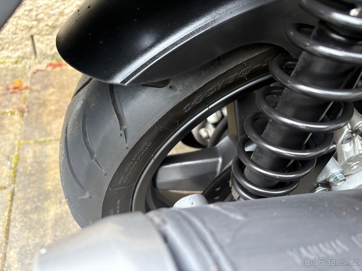 Yamaha x Max 125 2011 - 16