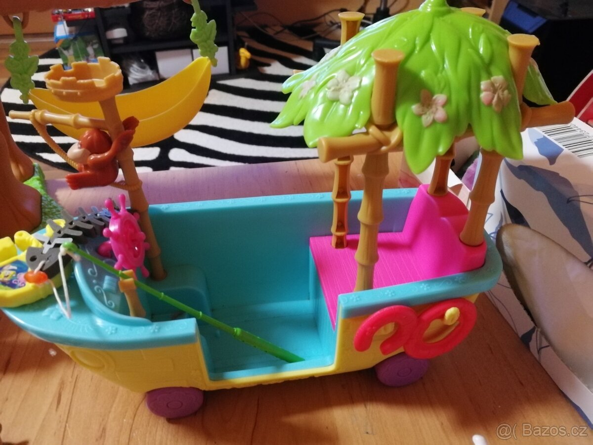 Domeček kavárna v pralese - 16