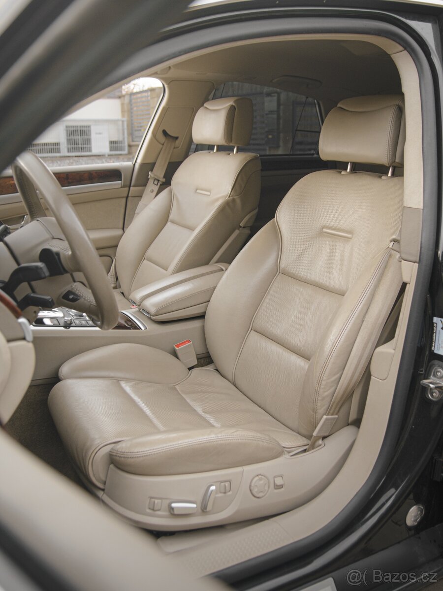 Audi A8, V8 Quattro 4,2FSI/257kW ČR 2.maj - 16