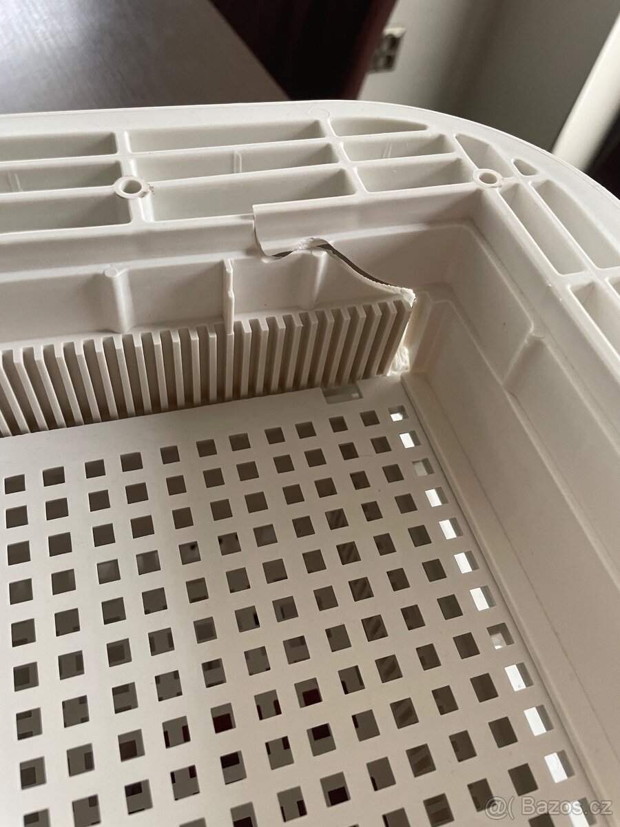 Covattuto poloautomatická líheň na 162 vajec - 16