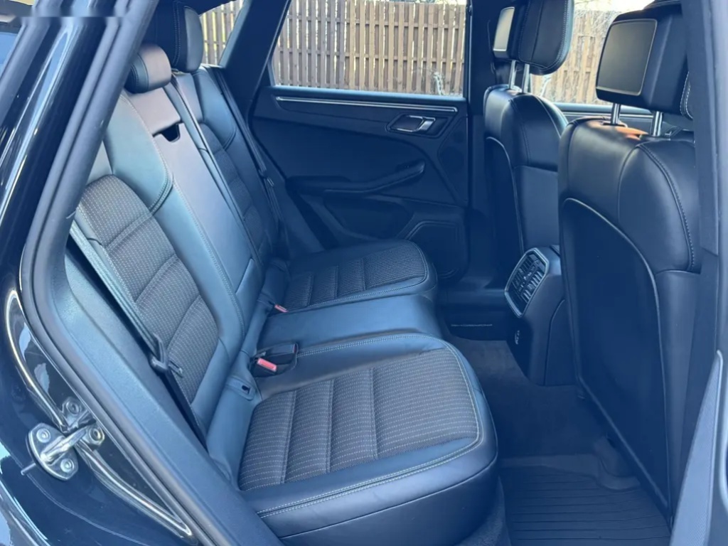 Porsche Macan, T 265PS, ČR, DPH, 1.majitel - 16