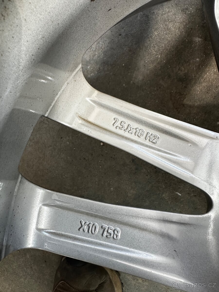 5x112 R18 7,5J ET25 + 225/45 R18 Continental 2022 - 16