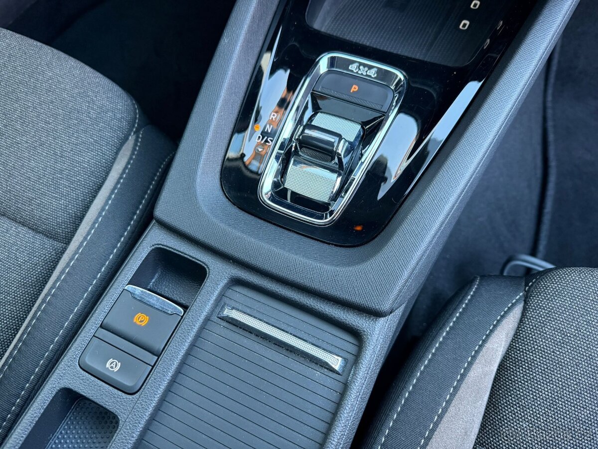Škoda Octavia 4 Scout 2.0TDI 147kW 4x4 DSG- záruka Autodraft - 16