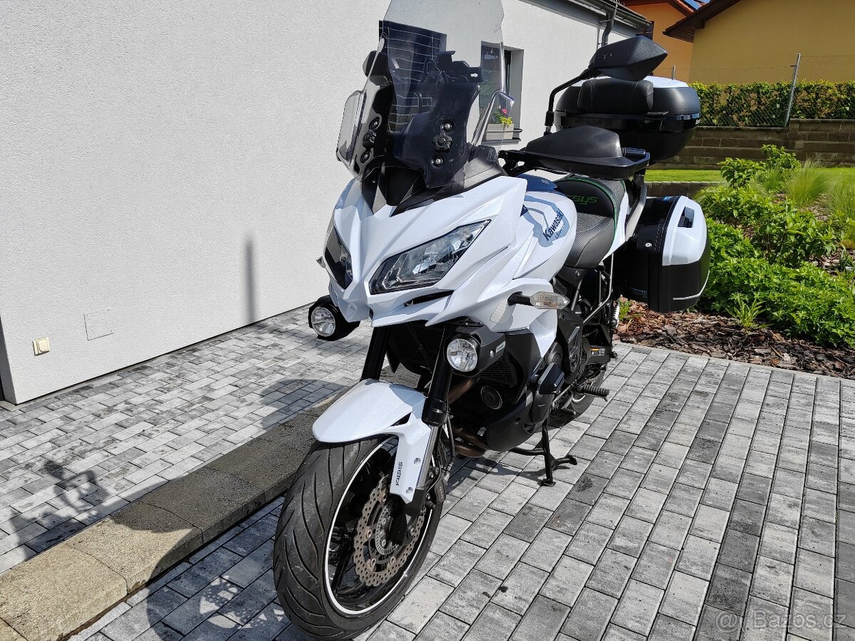 Kawasaki 650 Versys - 16