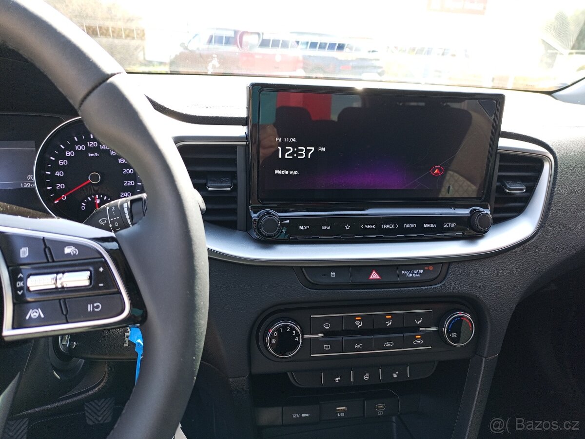 Nová Kia Ceed T-GDI GPF SPIN - 2025 - 16